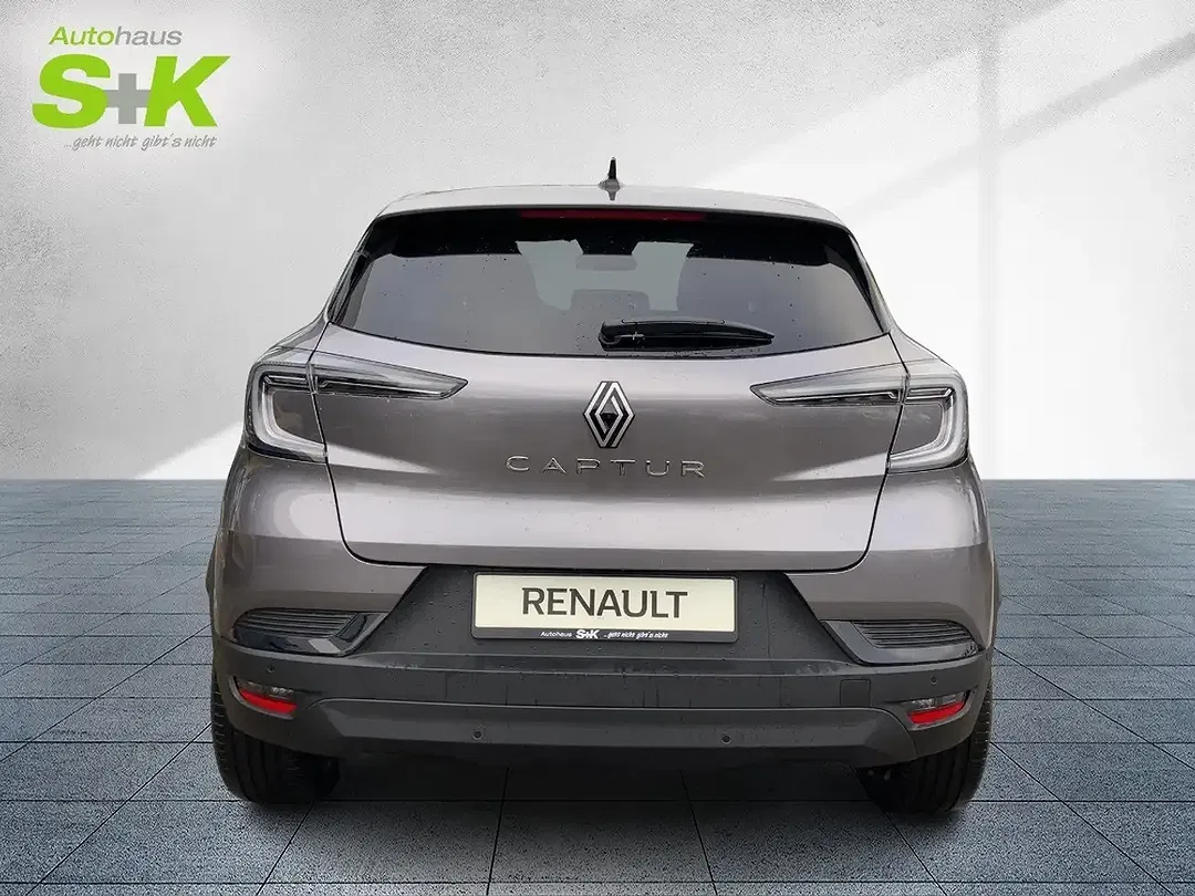 Renault Captur - Thumbnail 3
