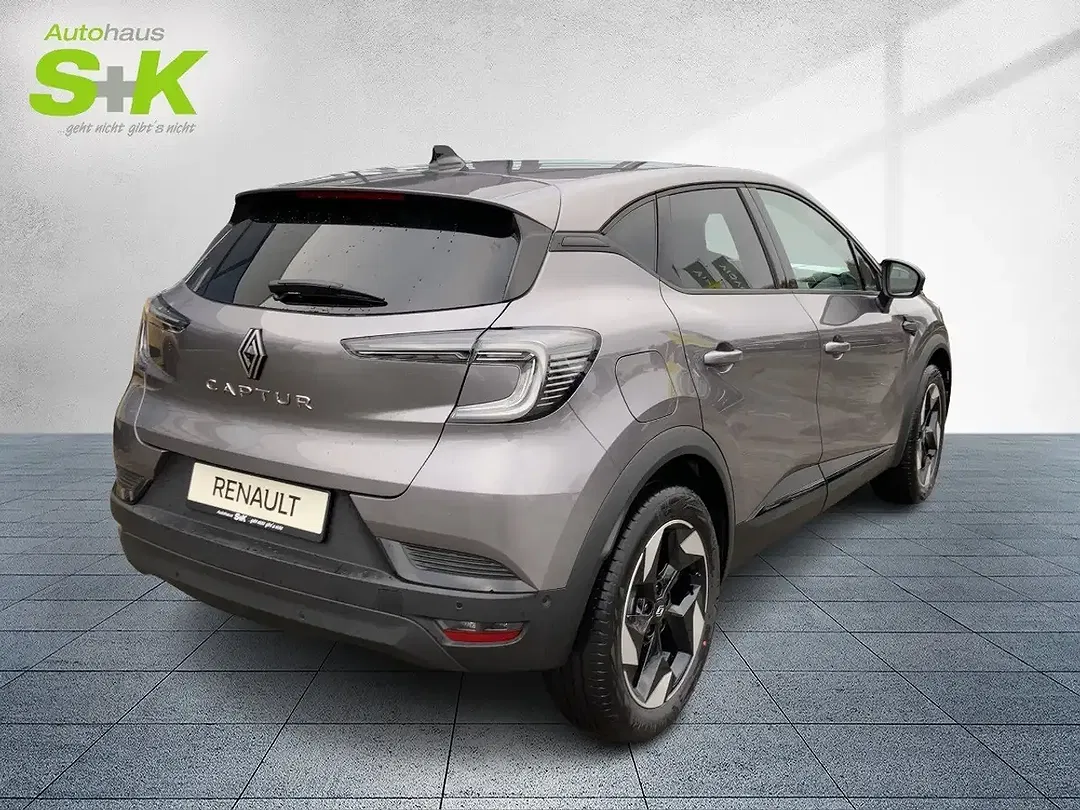 Renault Captur - Thumbnail 4