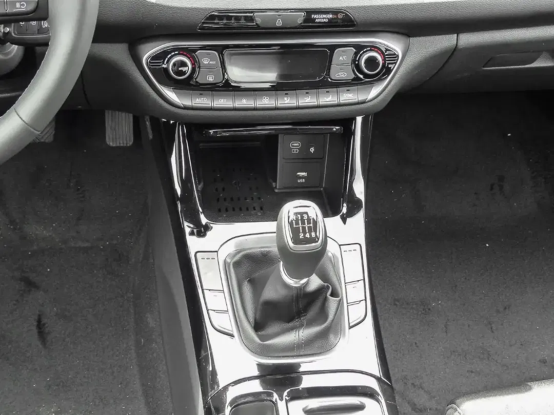 Hyundai i30 - Thumbnail 10