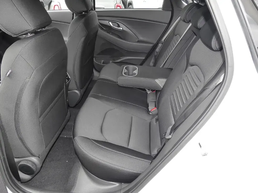Hyundai i30 - Thumbnail 15