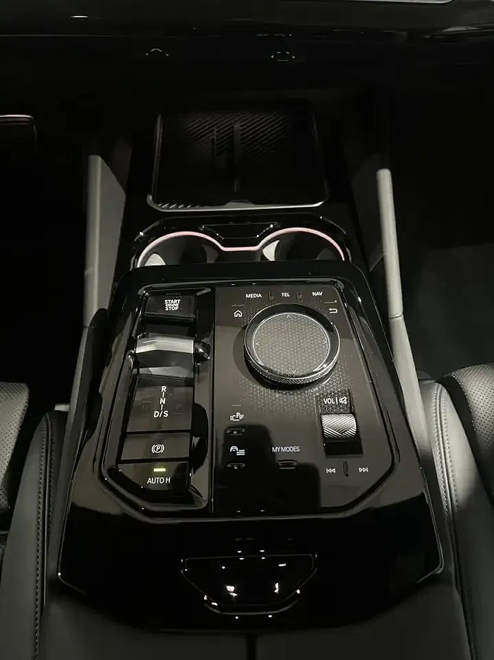 BMW 520 - Thumbnail 10