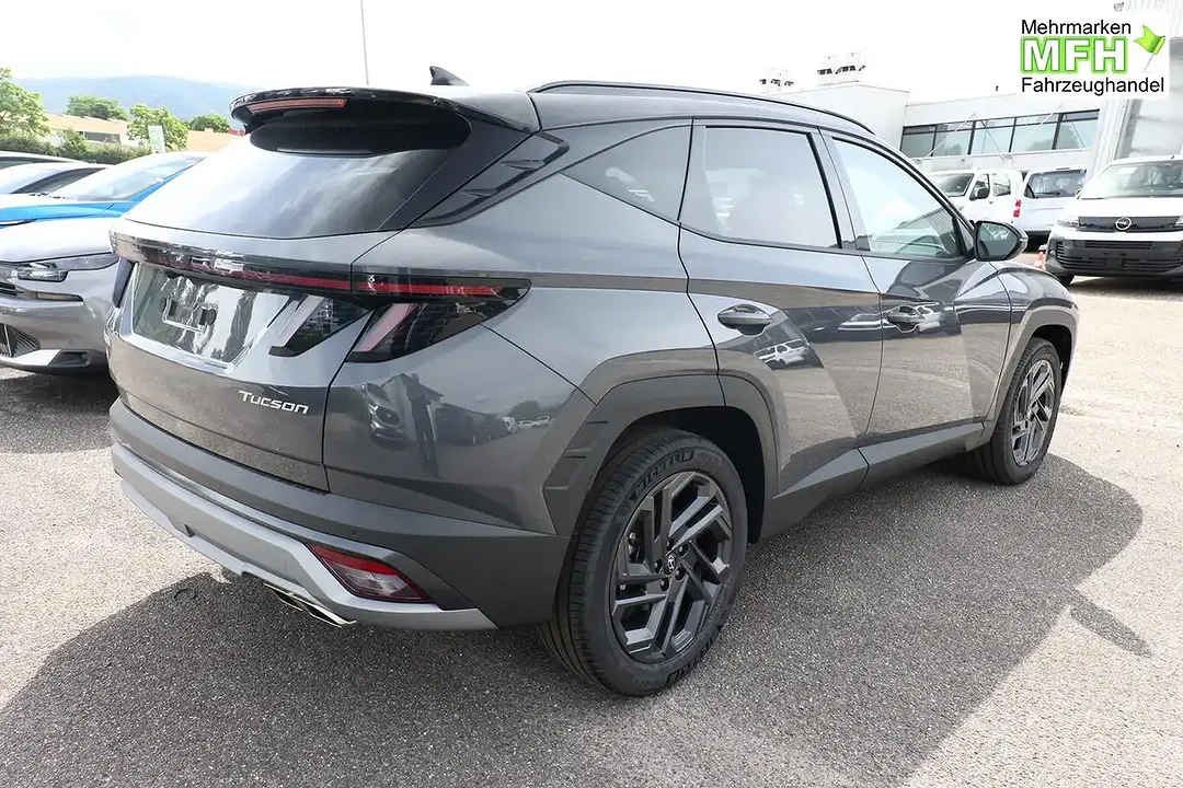 Hyundai TUCSON - Thumbnail 2