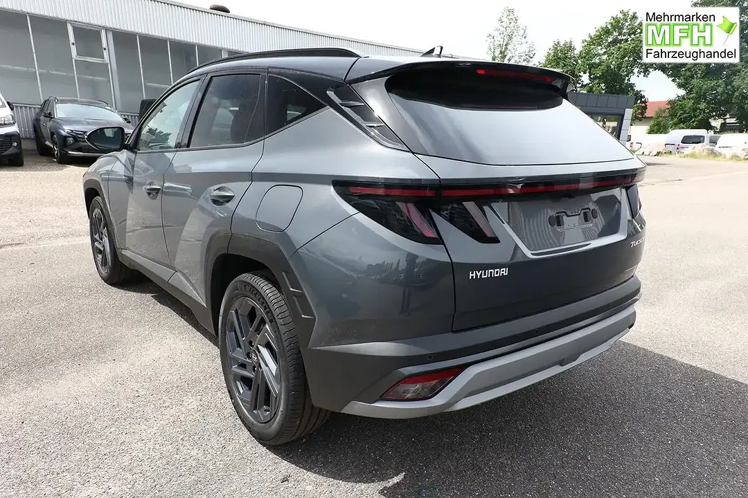 Hyundai TUCSON - Thumbnail 3