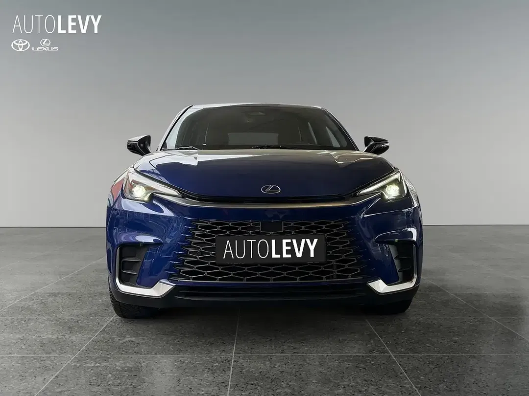 Lexus LBX - Thumbnail 9