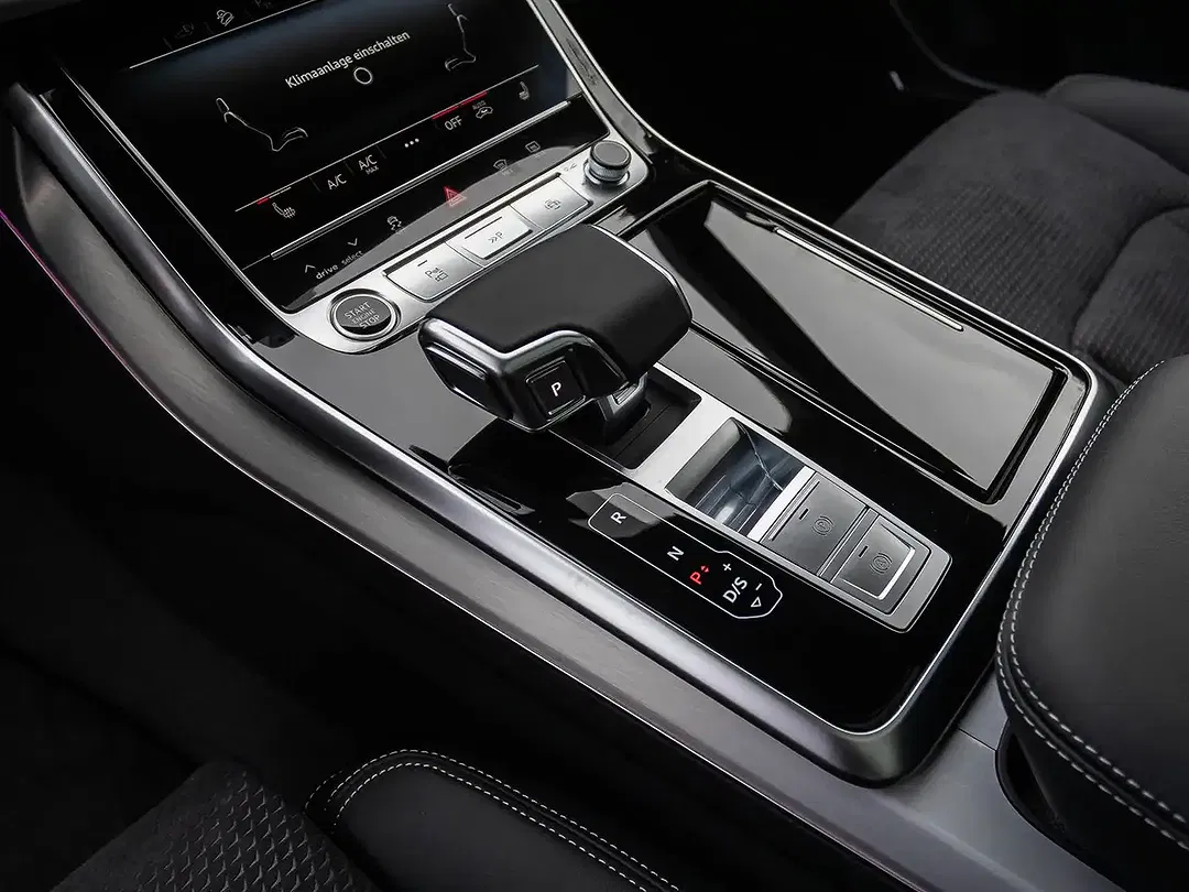 Audi Q8 - Thumbnail 11