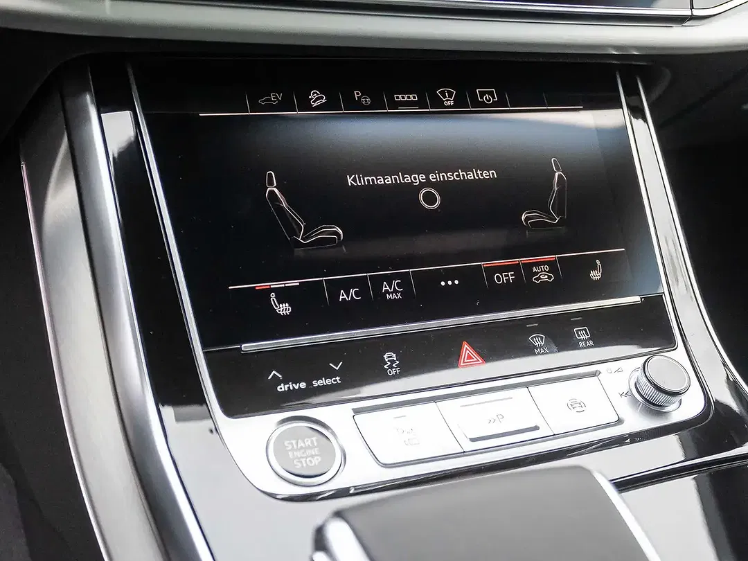 Audi Q8 - Thumbnail 12