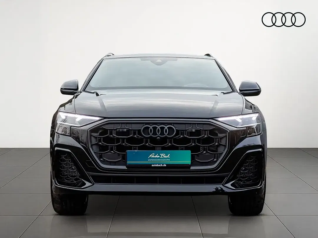 Audi Q8 - Thumbnail 2