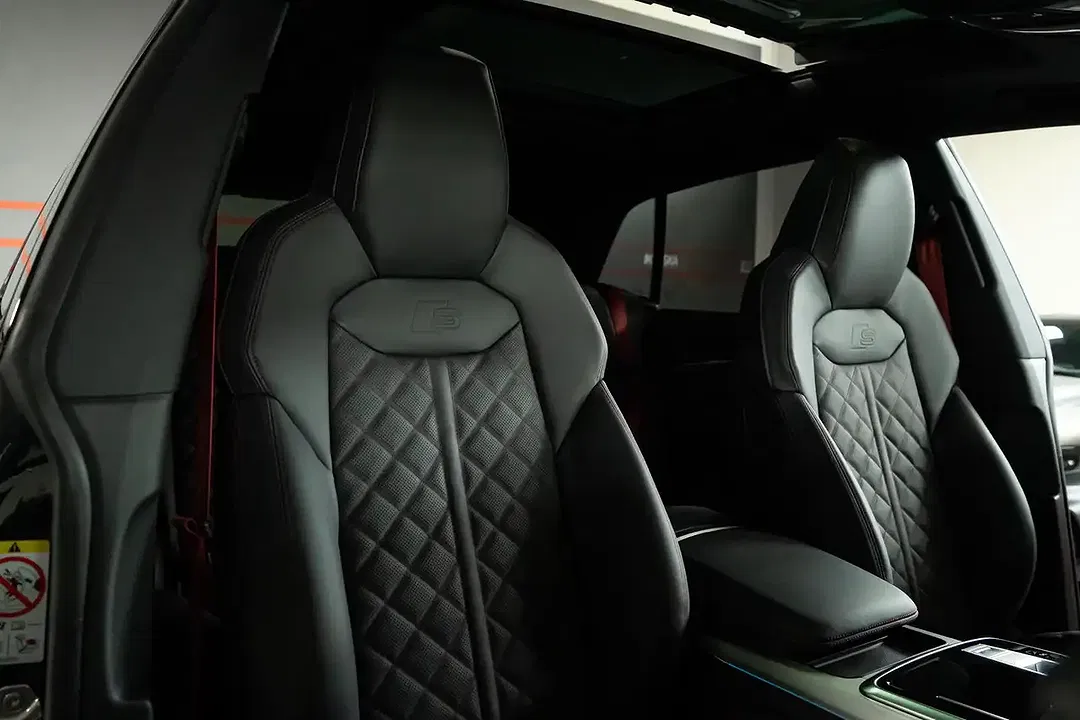 Audi Q8 - Thumbnail 17