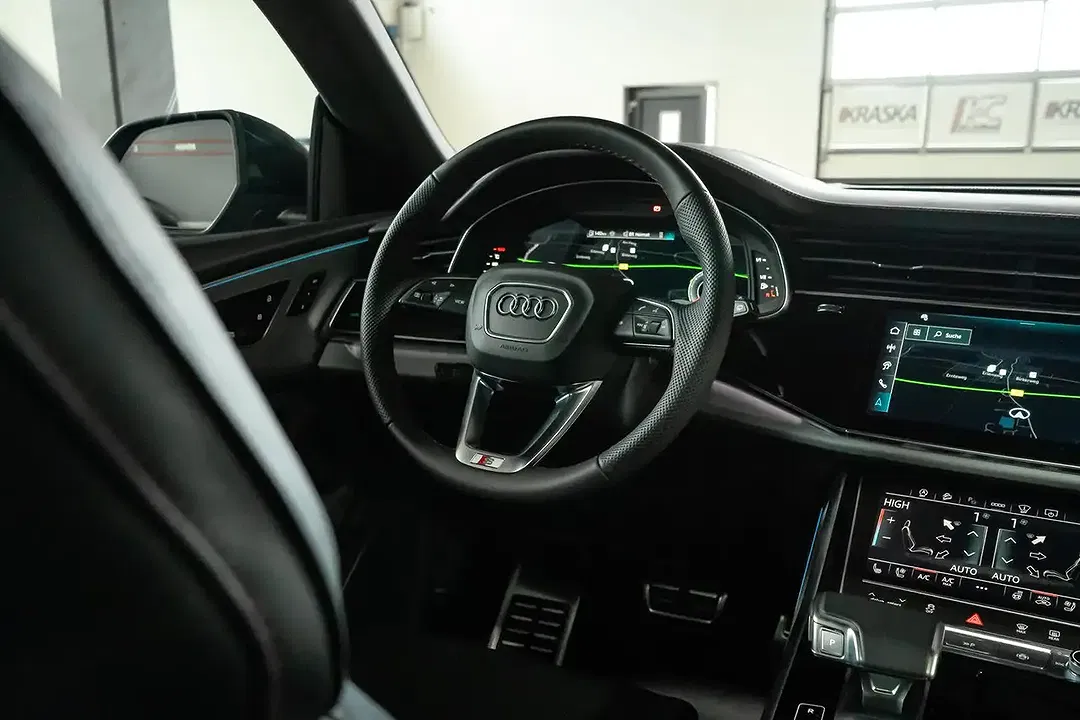 Audi Q8 - Thumbnail 20