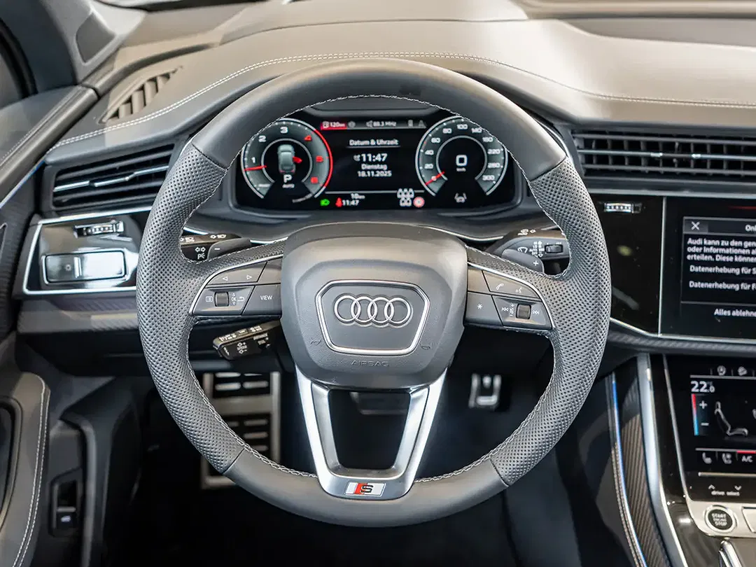 Audi Q7 - Thumbnail 8