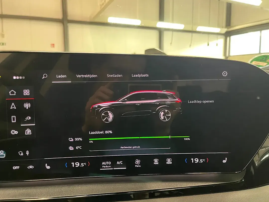 Audi Q6 e-tron - Thumbnail 12
