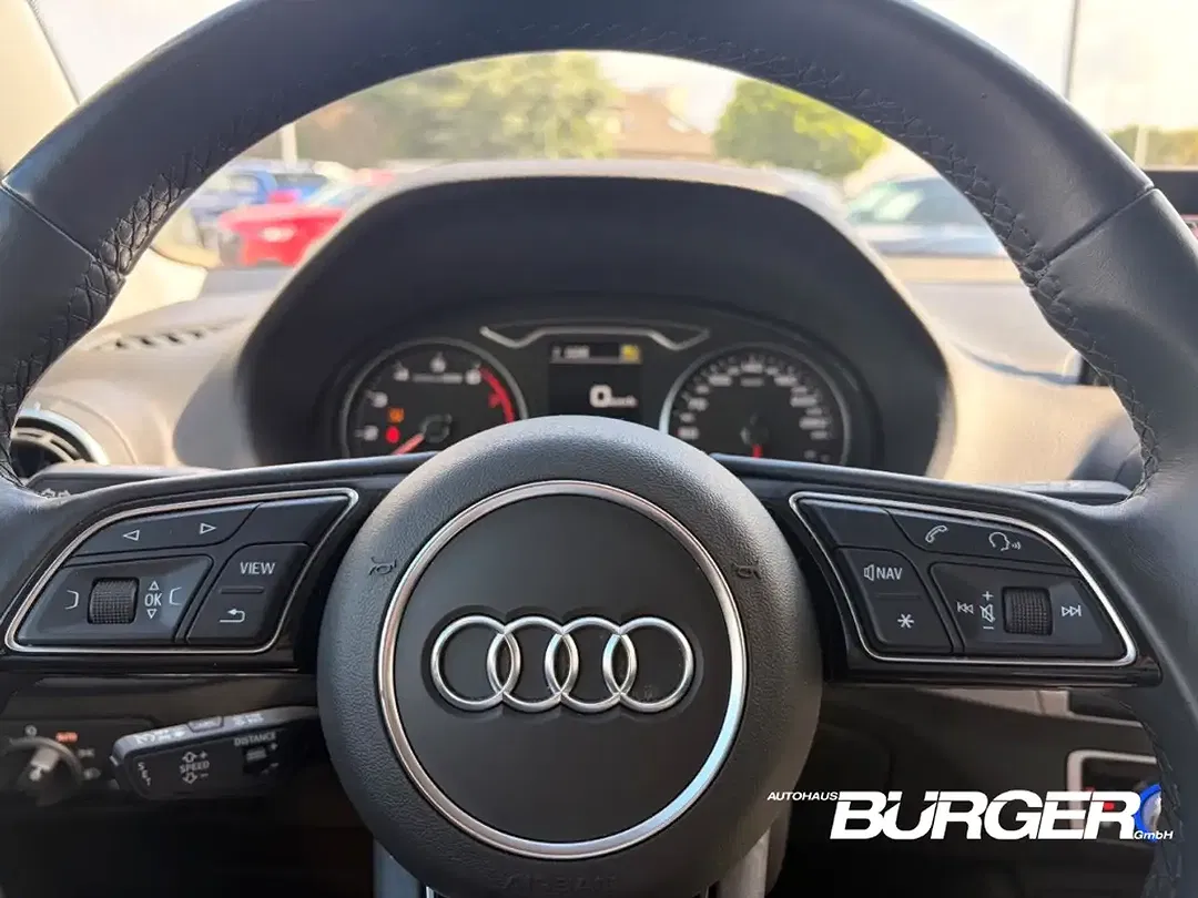 Audi Q2 - Thumbnail 15