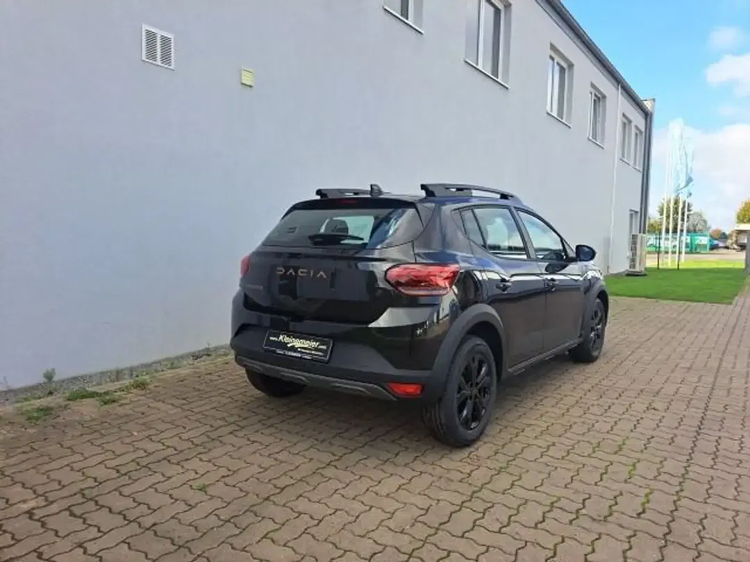 Dacia Sandero - Thumbnail 3