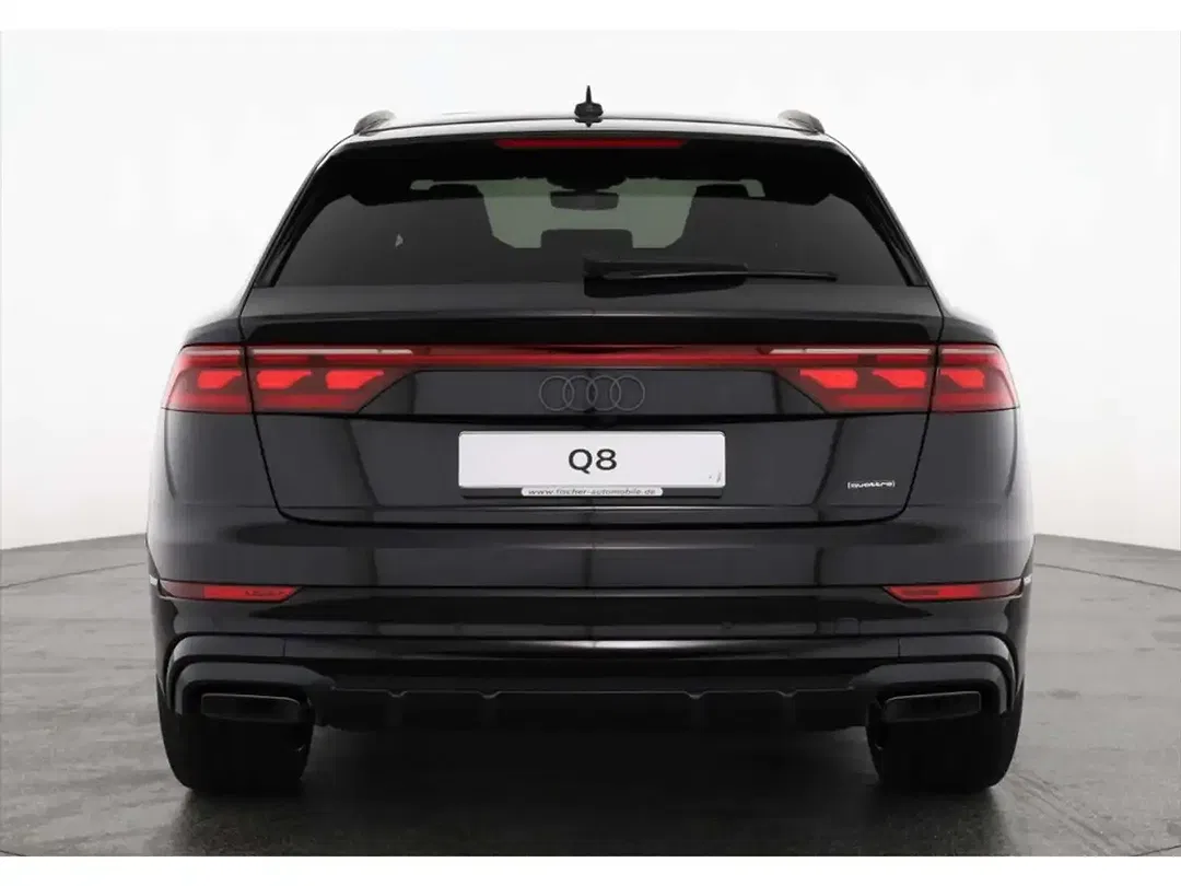 Audi Q8 - Thumbnail 5