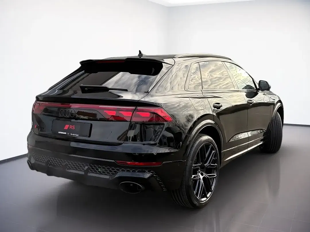 Audi RS Q8 - Thumbnail 4