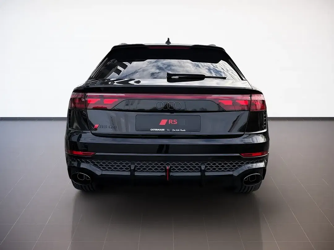 Audi RS Q8 - Thumbnail 5