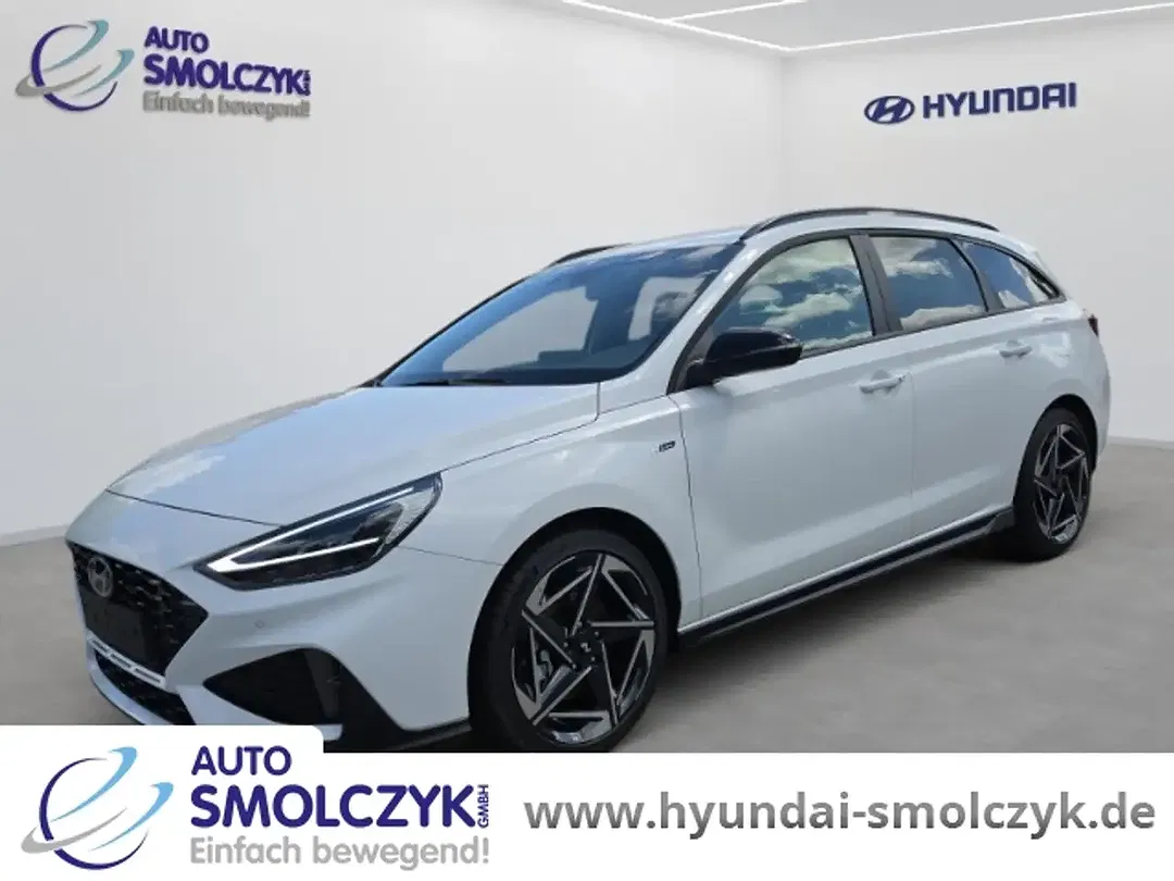 Hyundai i30 - Thumbnail 1