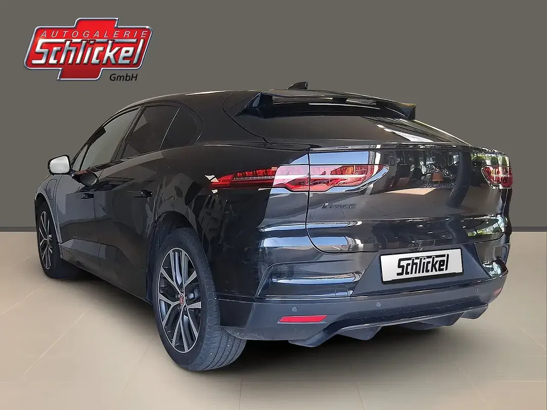Jaguar I-Pace - Thumbnail 11