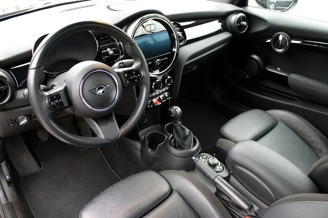MINI Cooper Cabrio - Thumbnail 9