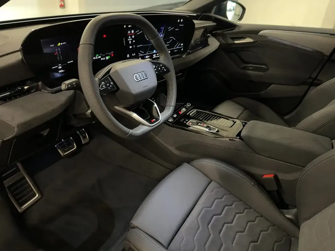 Audi A6 e-tron - Thumbnail 12