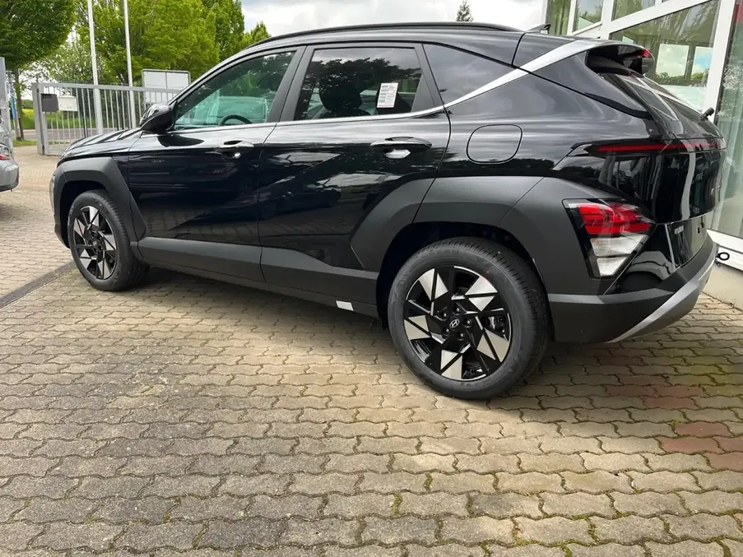 Hyundai KONA - Thumbnail 4