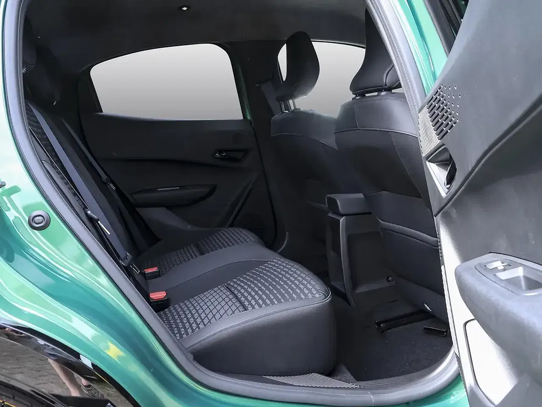 Renault Clio - Thumbnail 4