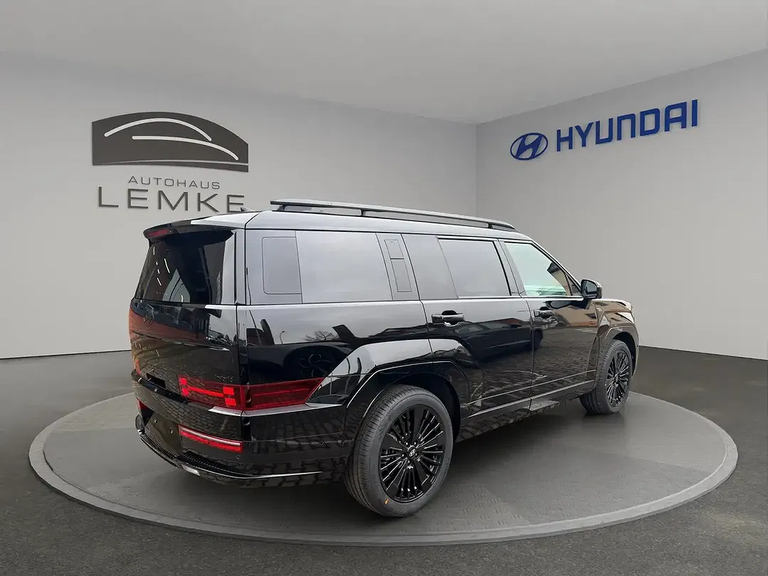 Hyundai SANTA FE - Thumbnail 8