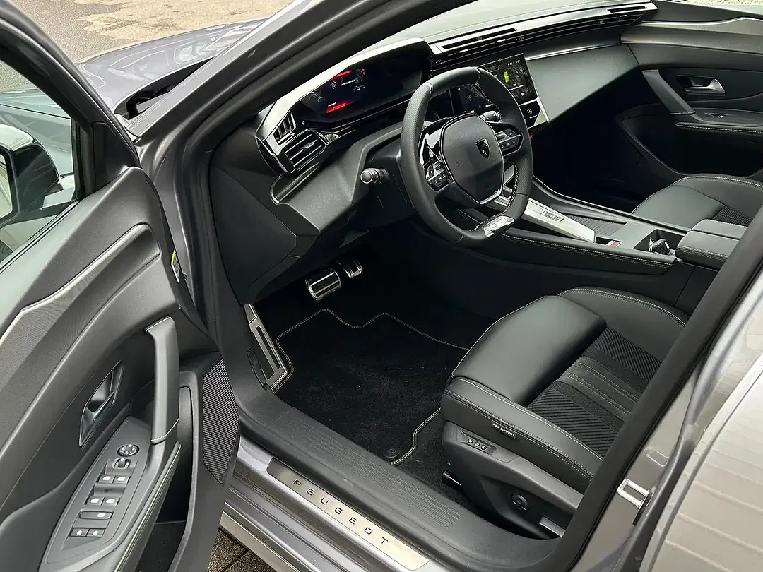 Peugeot 308 - Thumbnail 7