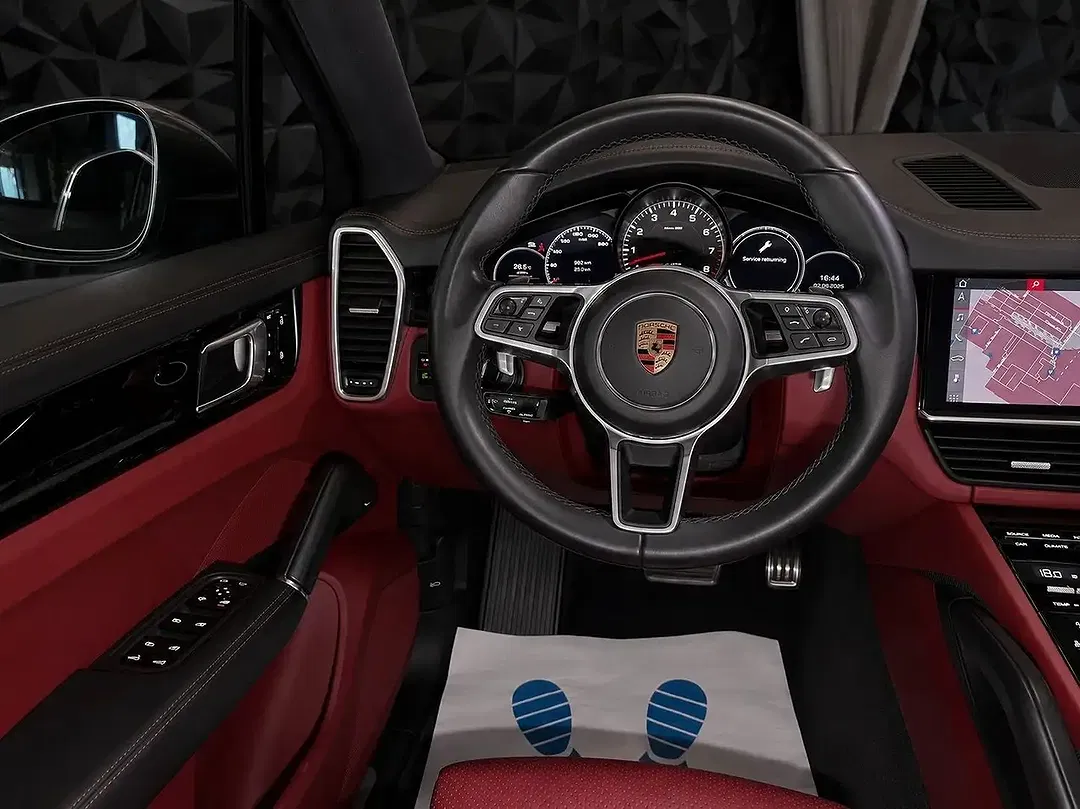 Porsche Cayenne - Thumbnail 15