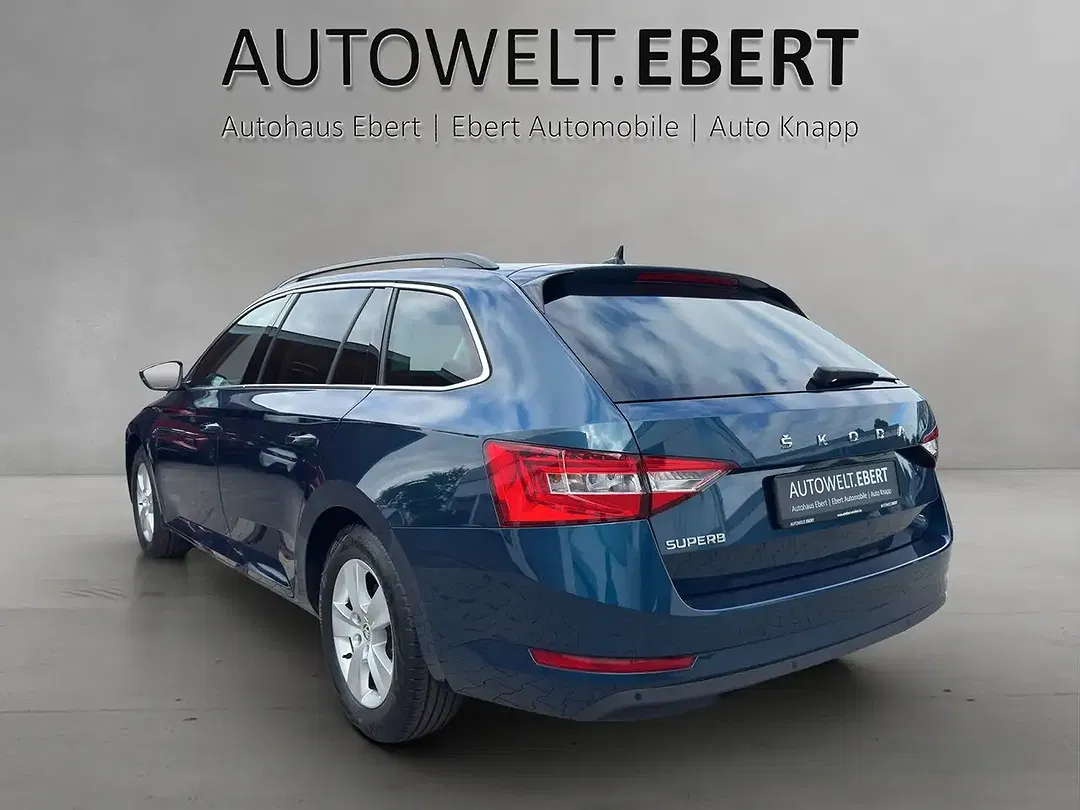 Skoda Superb - Thumbnail 3