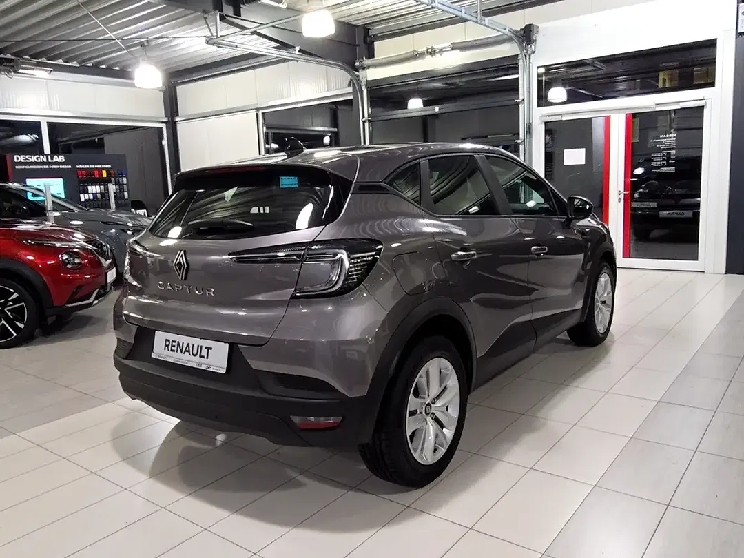 Renault Captur - Thumbnail 4