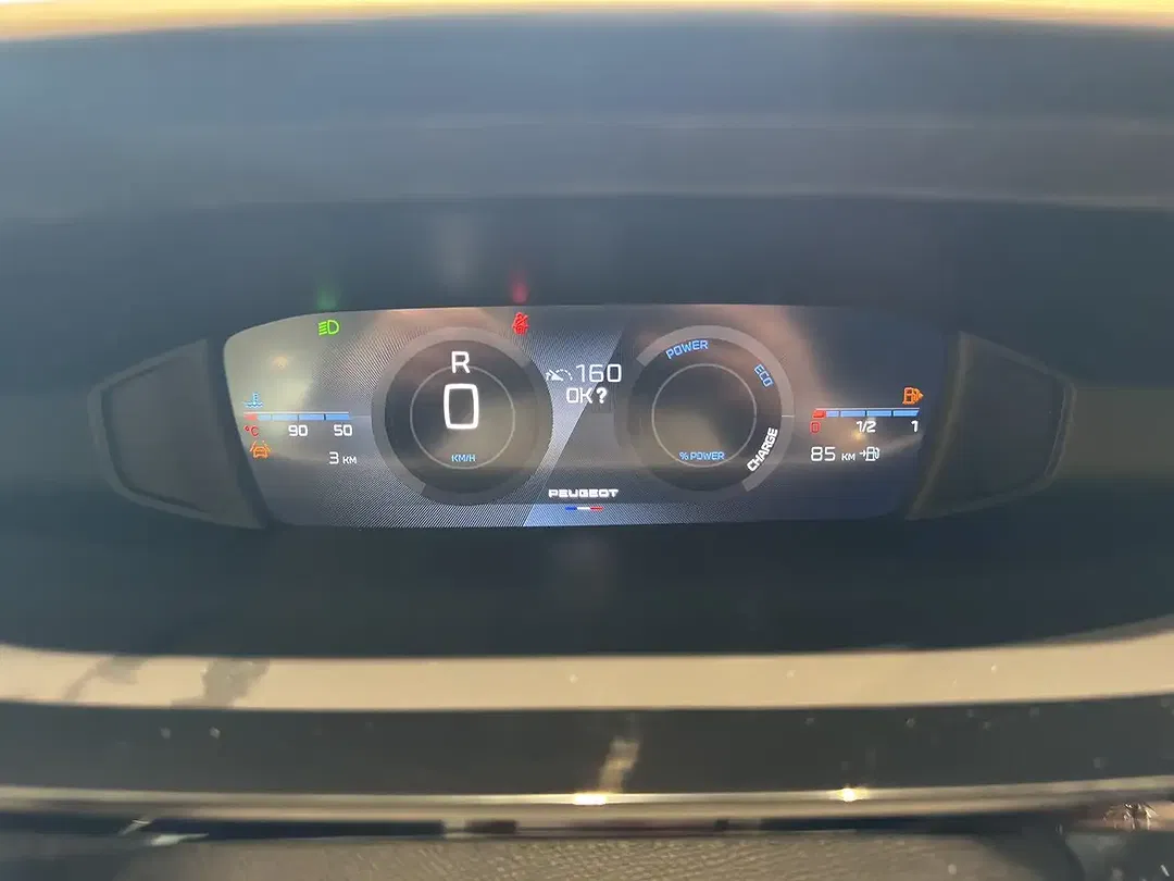 Peugeot 308 - Thumbnail 11