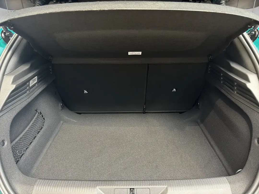 Peugeot 308 - Thumbnail 14