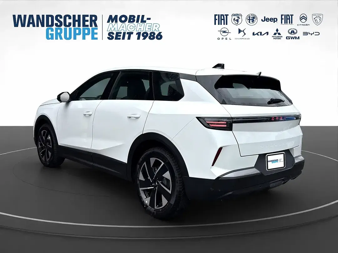 Opel Grandland - Thumbnail 3