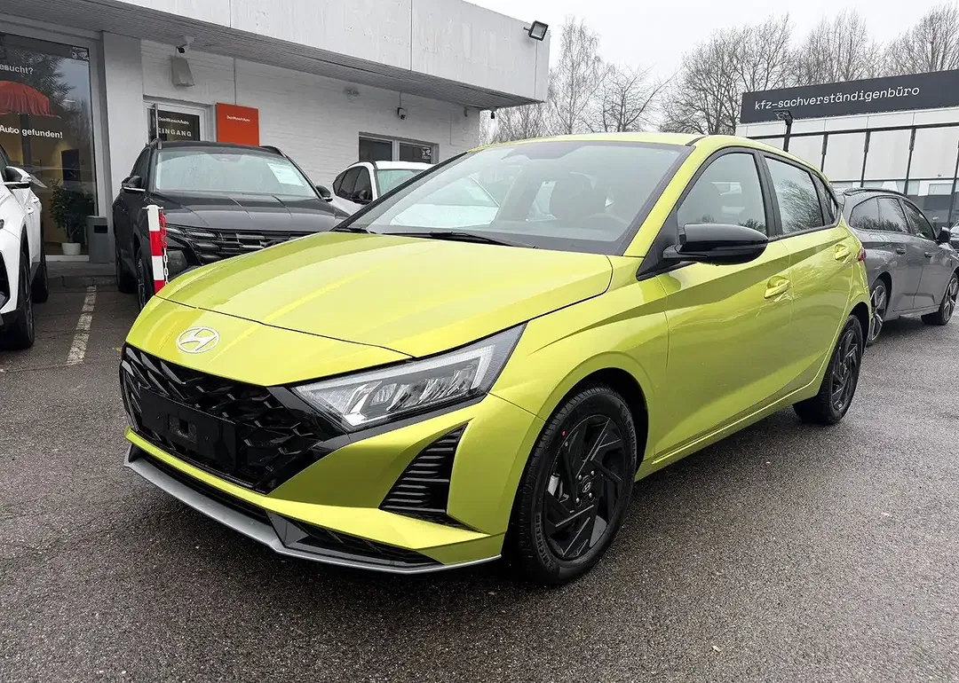 Hyundai i20 - Thumbnail 1