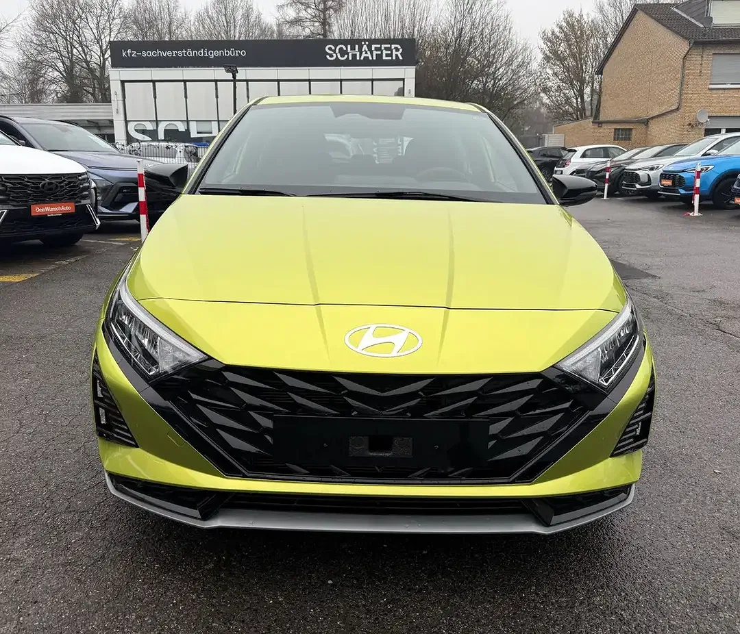 Hyundai i20 - Thumbnail 3