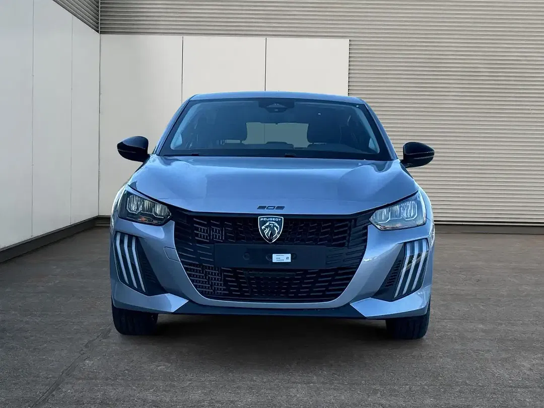 Peugeot 208 - Thumbnail 5