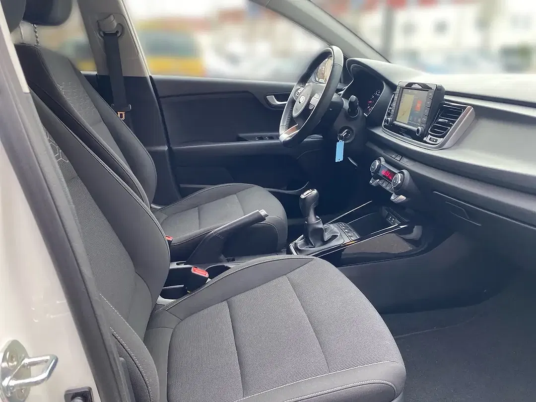 Kia Rio - Thumbnail 5