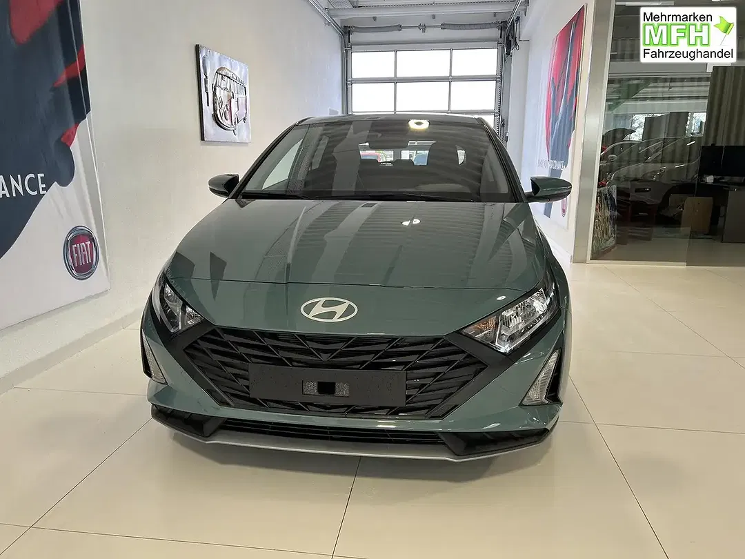Hyundai i20 - Thumbnail 2