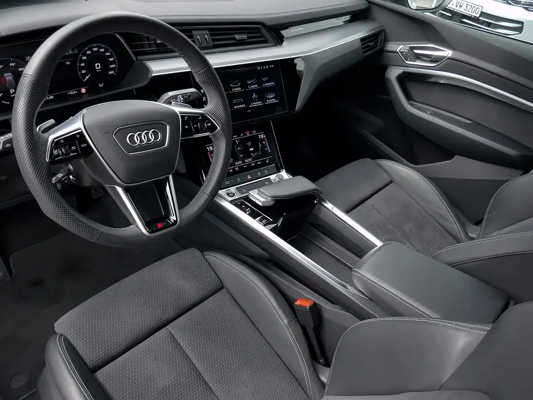 Audi e-tron - Thumbnail 11