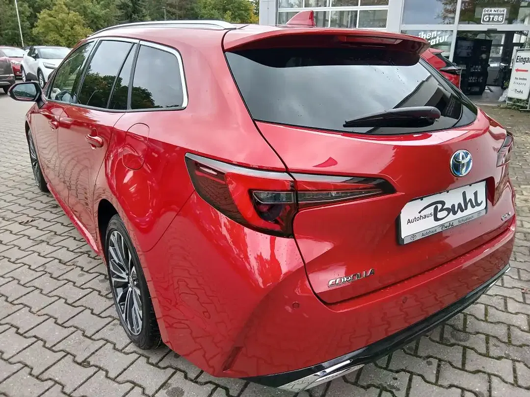 Toyota Corolla - Thumbnail 3