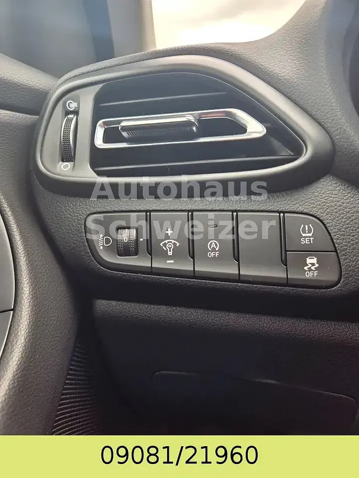 Hyundai i30 - Thumbnail 17