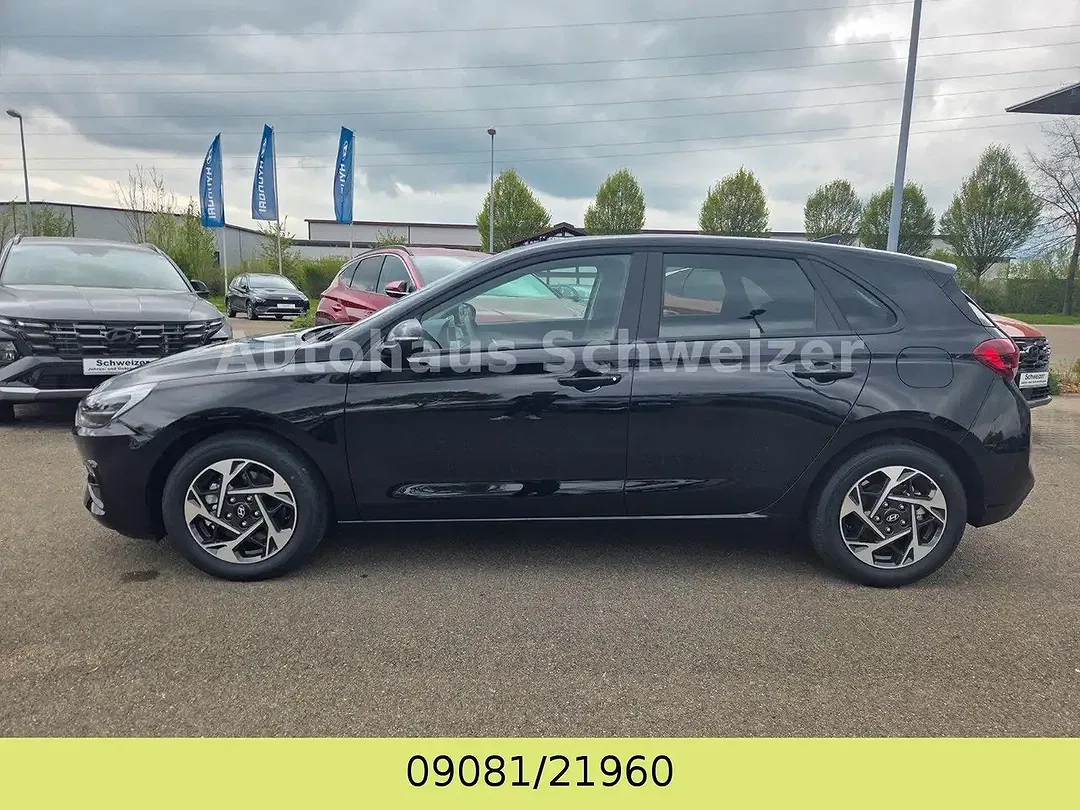 Hyundai i30 - Thumbnail 2