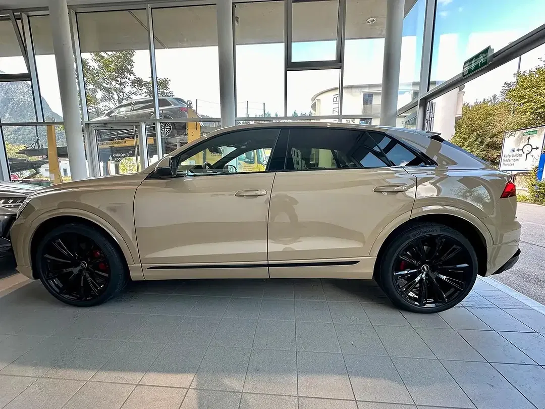 Audi Q8 - Thumbnail 5