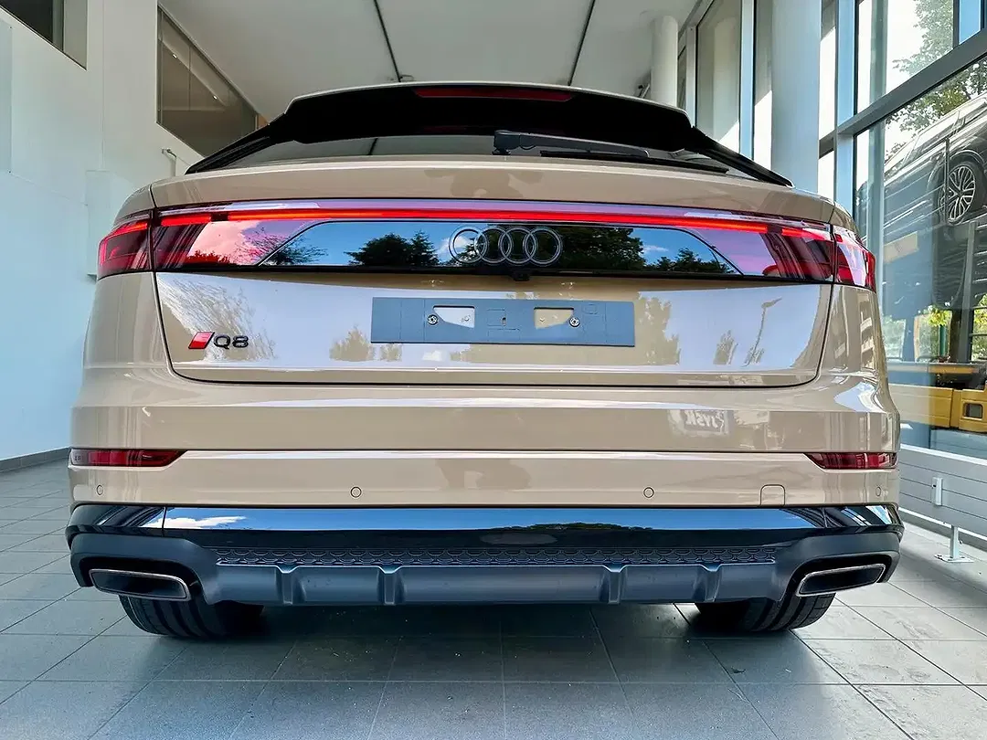 Audi Q8 - Thumbnail 8
