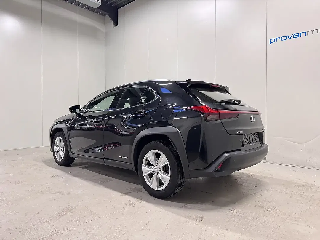 Lexus UX 250h - Thumbnail 6
