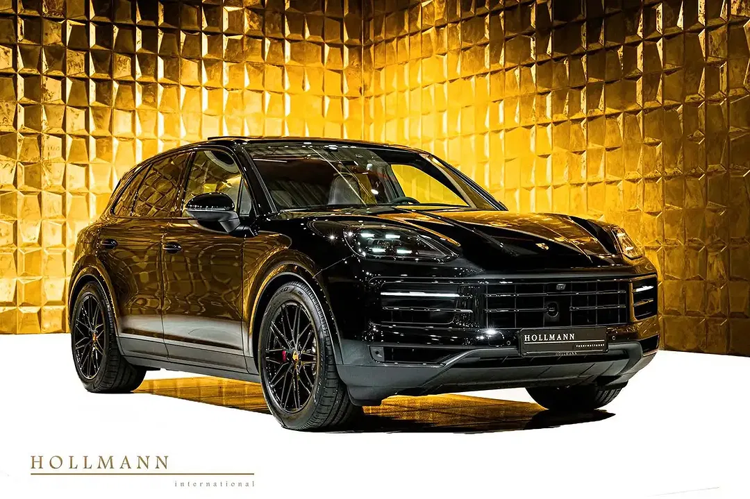 Porsche Cayenne - Thumbnail 1