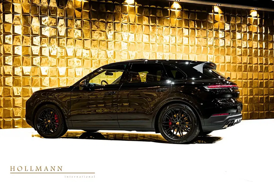 Porsche Cayenne - Thumbnail 4