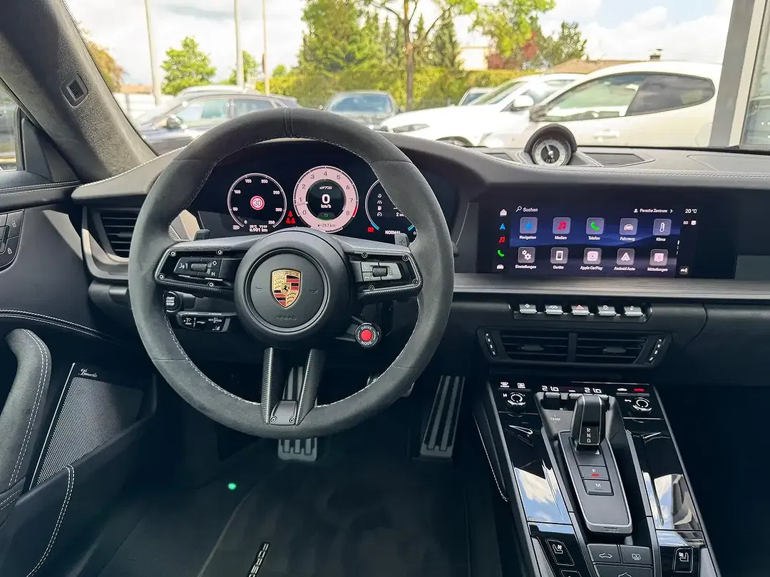 Porsche 992 - Thumbnail 15