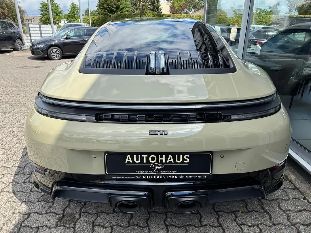 Porsche 992 - Thumbnail 7